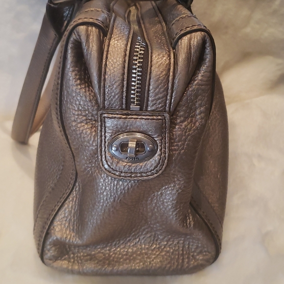 Fossil metalic leather purse - Picture 4 of 6